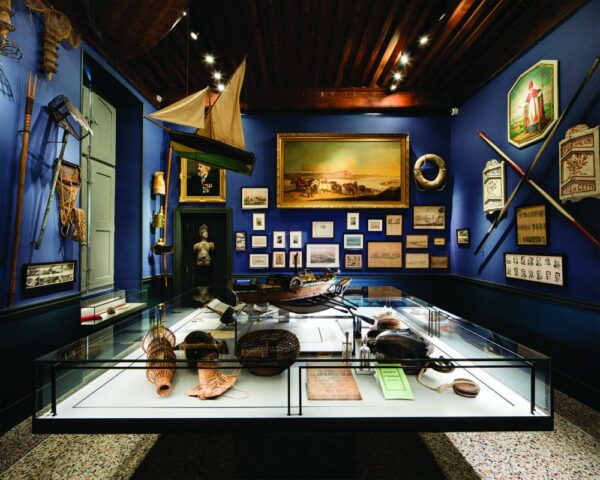 La salle du Rhône et de la mer.